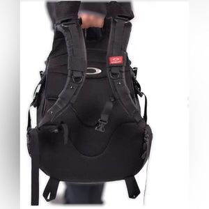 Vintage | Bags | Vintage Y2k Oakley Icon Software Backpack Black